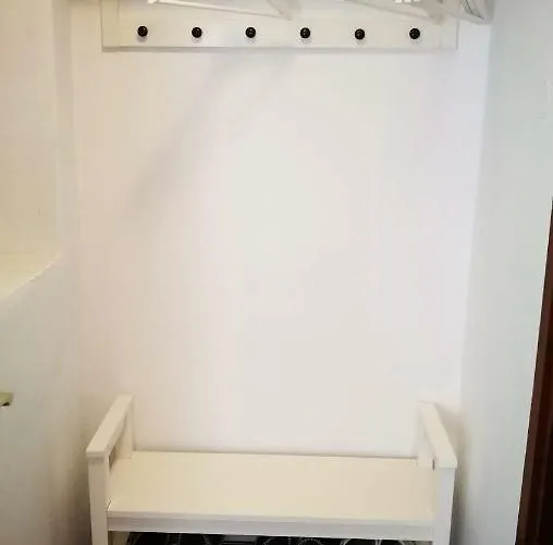 Quiet Getaway House בית נופש *